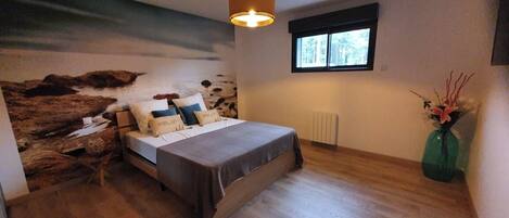 4 habitaciones, tabla de planchar con plancha y wifi