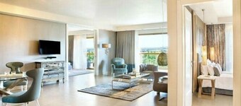 Cedarwood Apartment