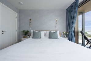 3 chambres, fer et planche à repasser, accès Internet, draps fournis