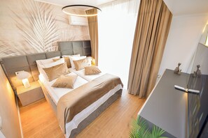 1 habitación, tabla de planchar con plancha, internet y ropa de cama 
