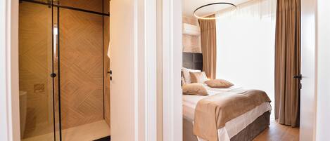 1 bedroom, iron/ironing board, internet, bed sheets