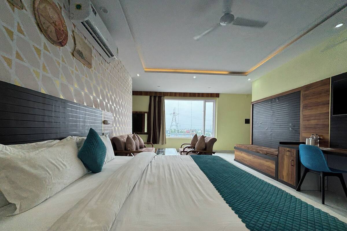 Executive Suite, Mountainside