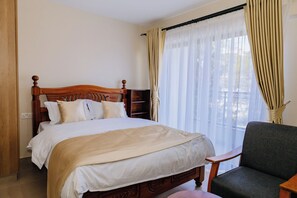 1 bedroom, desk, WiFi, bed sheets - Nice bed & breakfast with WiFi in Nairobi (Nairobi)