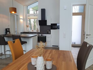 House | Private kitchen | High chair - Ferienhaus mit Sauna im Ferienpark Mirow (Mirow)