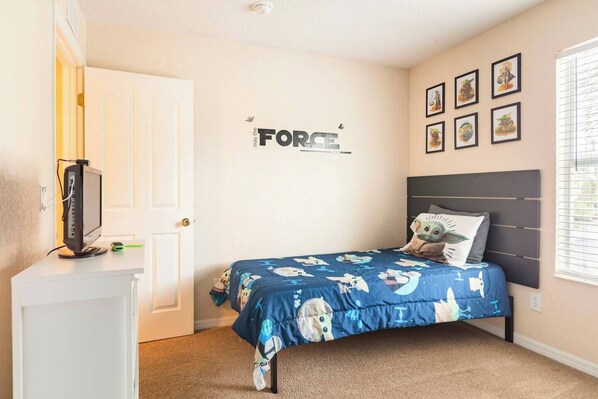 4 bedrooms, WiFi, bed sheets