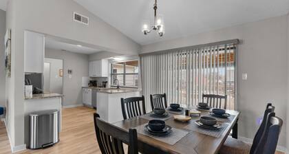 DFW Retreat • Pool, Spa & Minutes to Dallas & Fort Worth