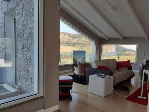 Escape heat and smog, come to Lake of Piana. Live in a nice clean healthy place