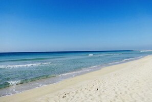 Beach - Two-room apartment SINFONIA 2 places (Lido Marini)