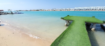 Deddat Durrat Al Arous Resort