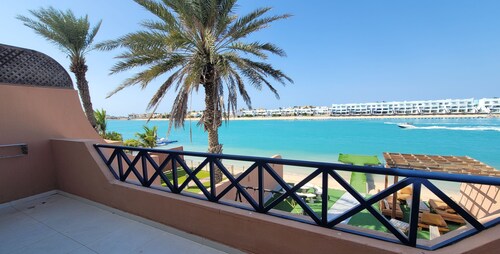 Deddat Durrat Al Arous Resort