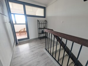 Interior - 110sqm T4 house with enclosed garden, 1500m from the beach (Port-la-Nouvelle)