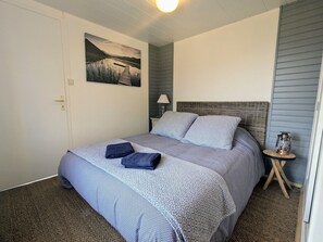 2 bedrooms, free WiFi, bed sheets - Cozy chalet in the Vosges, peaceful setting, 4 ppl (Anould)