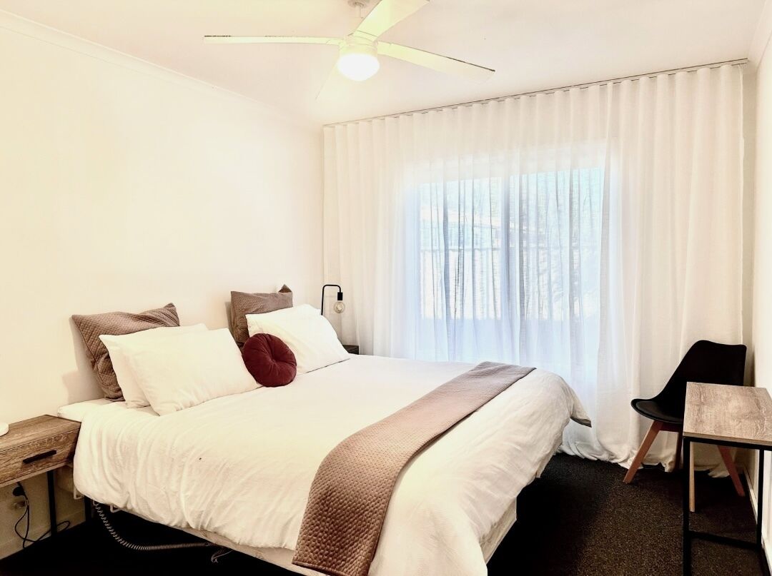 2 makuuhuonetta, silitysrauta/-lauta, ilmainen Wi-Fi, vuodevaatteet