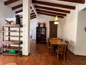Dining - HOUSE WITH POOL AND ANNEX NEAR THE BEACHES OF ES PUJOLS (ET-41113) (Formentera)