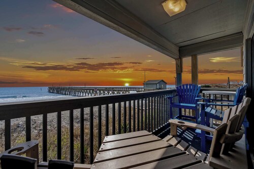 Sea Cabin 118 - Oceanfront, End-Unit!