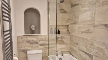 Comfort appartement, uitzicht op stad | Badkamer