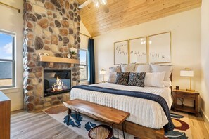 4 habitaciones, tabla de planchar con plancha y cuna de viaje