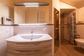 House | Bathroom - Ferienhaus mit Sauna im Ferienpark Mirow (Mirow)