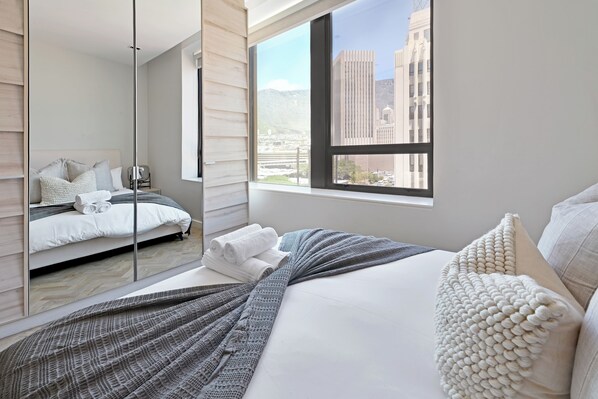 1 غرفة نوم ومكواة/لوح كي وواي فاي وملاءات أسرّة