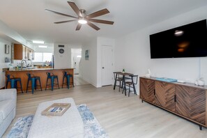 TV - Deja Blue Haven Condo (Biloxi)