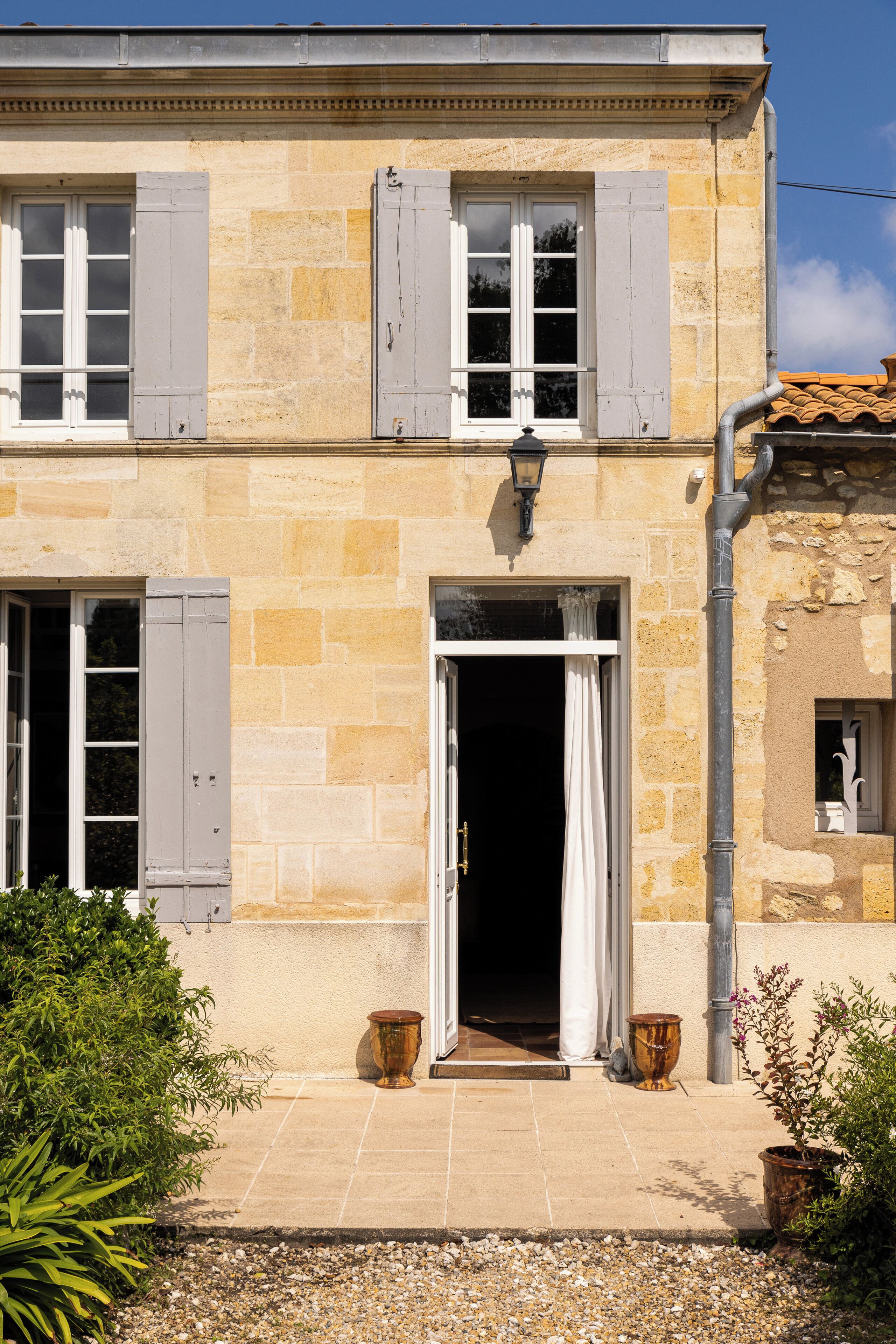 واجهة المنشأة