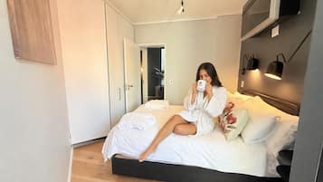 Apartment 203 | Sengetøy av topp kvalitet, minibar, safe på rommet og strykejern/-brett