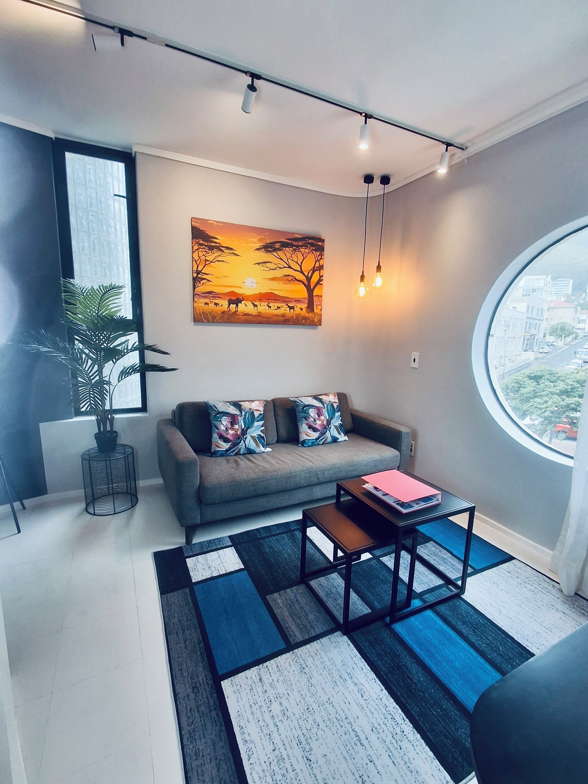 Premium bedding, minibar, in-room safe, iron/ironing board