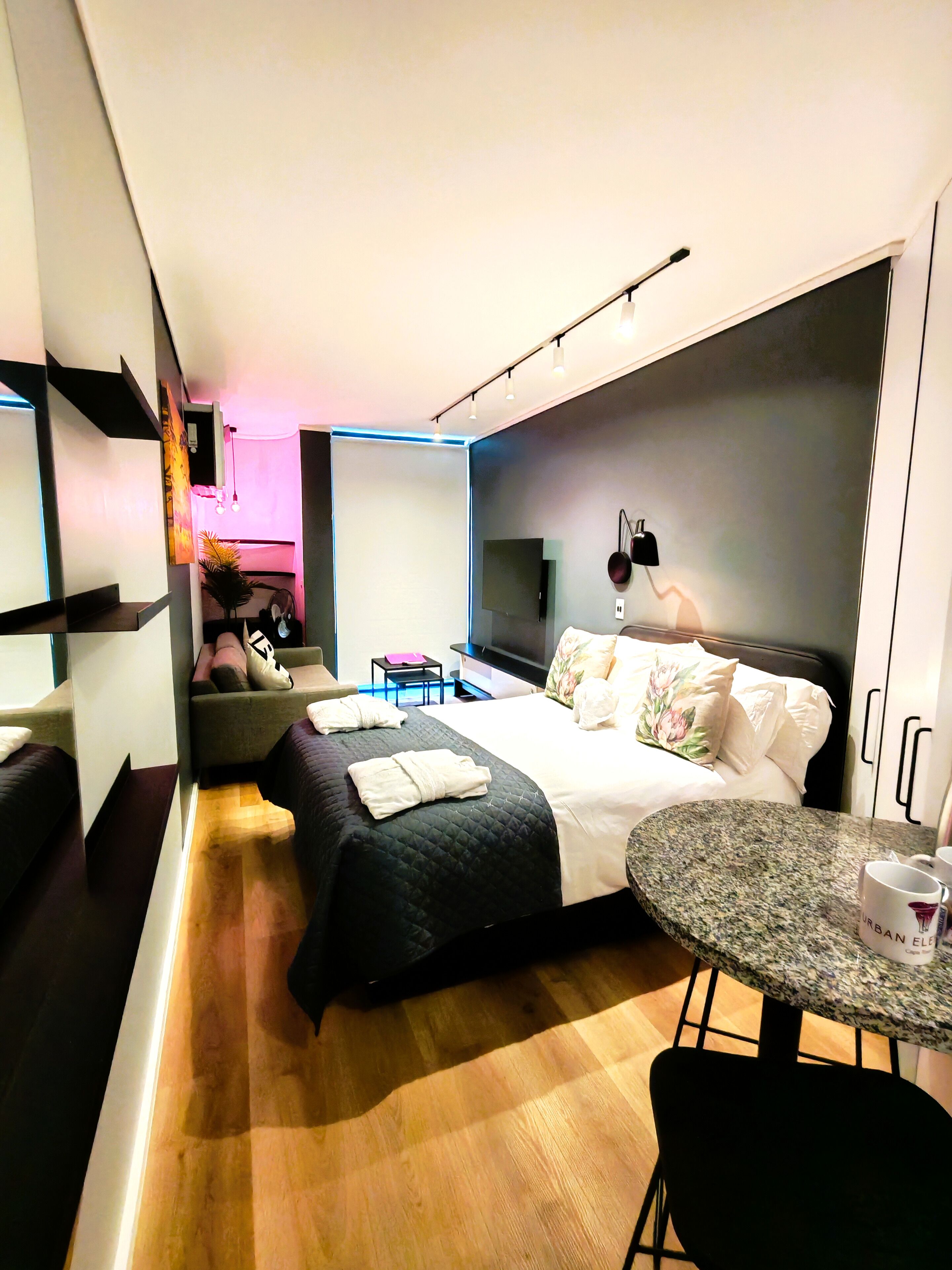 Apartment 208 | Premium bedding, minibar, in-room safe, individually decorated