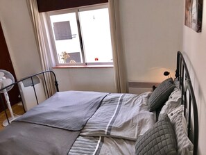 1 bedroom, iron/ironing board