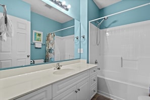 Douche, serviettes fournies