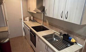 Private kitchen - Bergamo Bliss Apartment - City Center Gem (Bergamo)