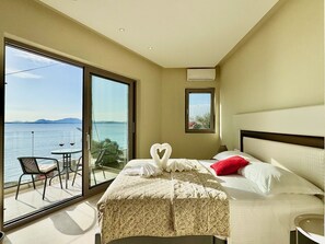 3 bedrooms, iron/ironing board, travel crib, free WiFi