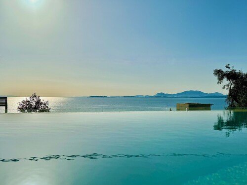 Beach Villa Smile with private pool