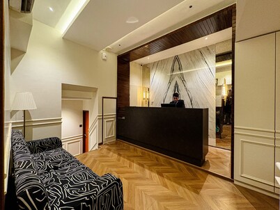 Palm Breeze Hotel - Colaba