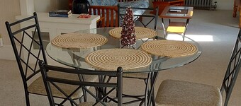 Spacious 3-bedroom apartment near Black mnt, Sunday river, Rumford hospital.