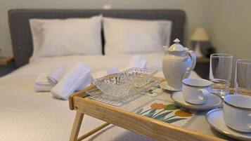 House, Smoking | 3 bedrooms, Internet