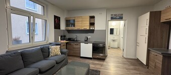 Cozy Retreat - Central vacation apartment