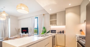 Apartment | Private kitchen | Electric kettle, toaster