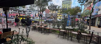 Center and Lake in Port of Mano