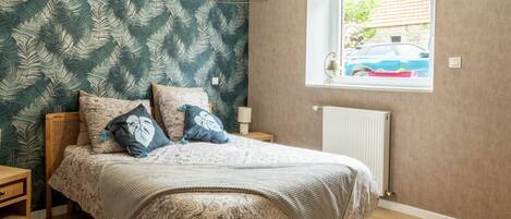 4 slaapkamers, een strijkplank/strijkijzer, gratis wifi