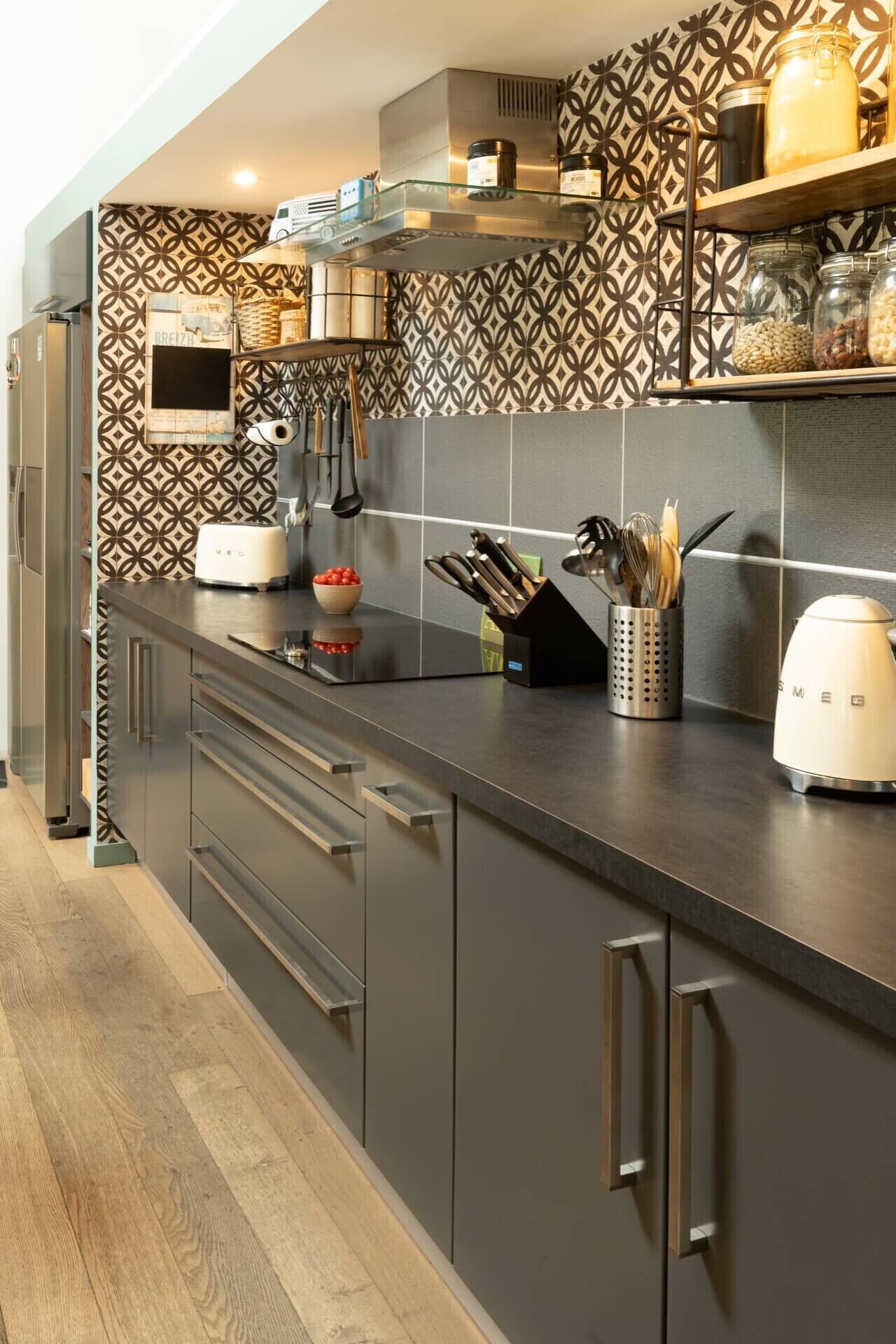 冰箱、微波炉、烤箱、洗碗机