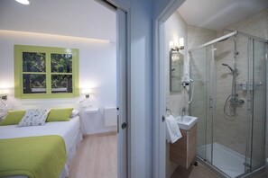 Apartment, 2 Bedrooms | Bathroom