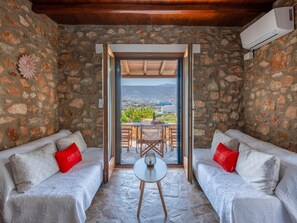 House, Partial Sea View | Living area