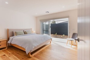 4 Schlafzimmer, Bügeleisen/Bügelbrett, kostenloses WLAN, Bettwäsche