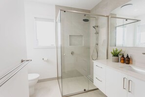 Hair dryer, towels - Olive Grove - Ocean Grove (Ocean Grove)