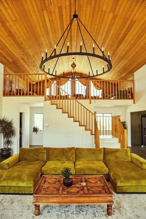 Interior - West & Wild Yucca | Hip Modern | Pool | Sleeps 10 (Yucca Valley)