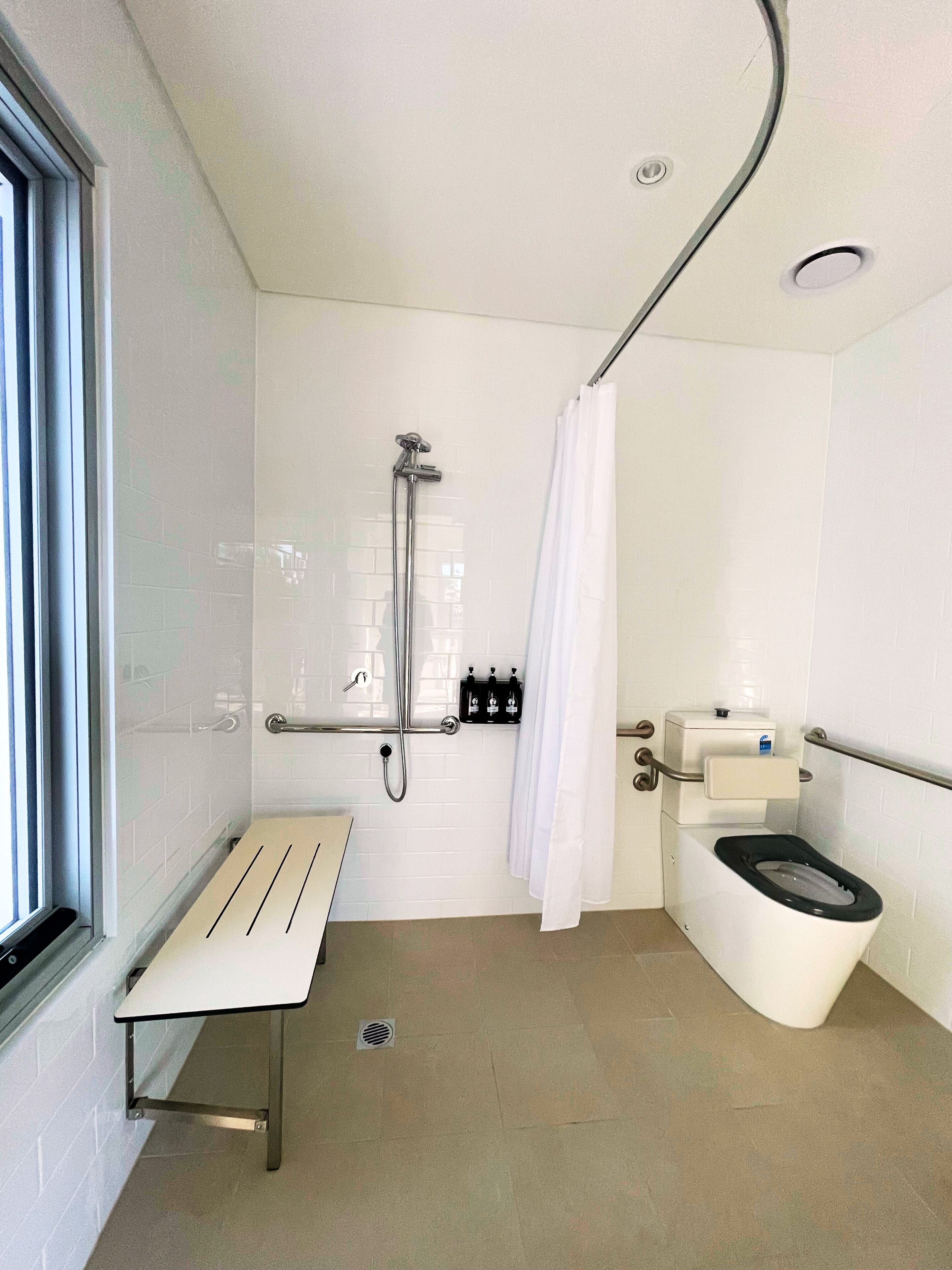 Cabin, mesra pergerakan | Bilik Mandi | Pengering rambut, tuala disediakan, syampu, tisu tandas 