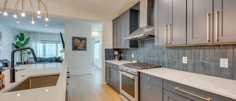 Căn hộ (4 Bedrooms) | Nội thất