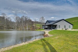 House (2 Bedrooms) | Interior - Family Retreat w/ Fire Pit & Yard in Mineral City (Mineral City)