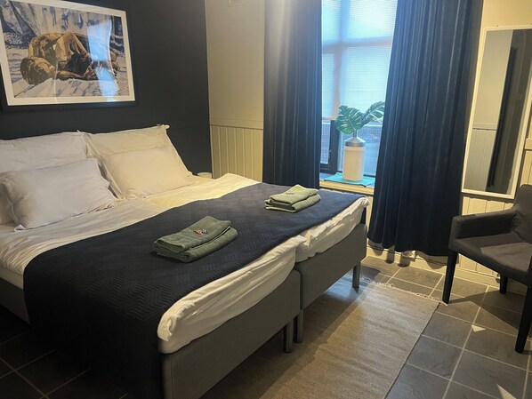 1 chambre, fer et planche Ă repasser, Wi-Fi, draps fournis